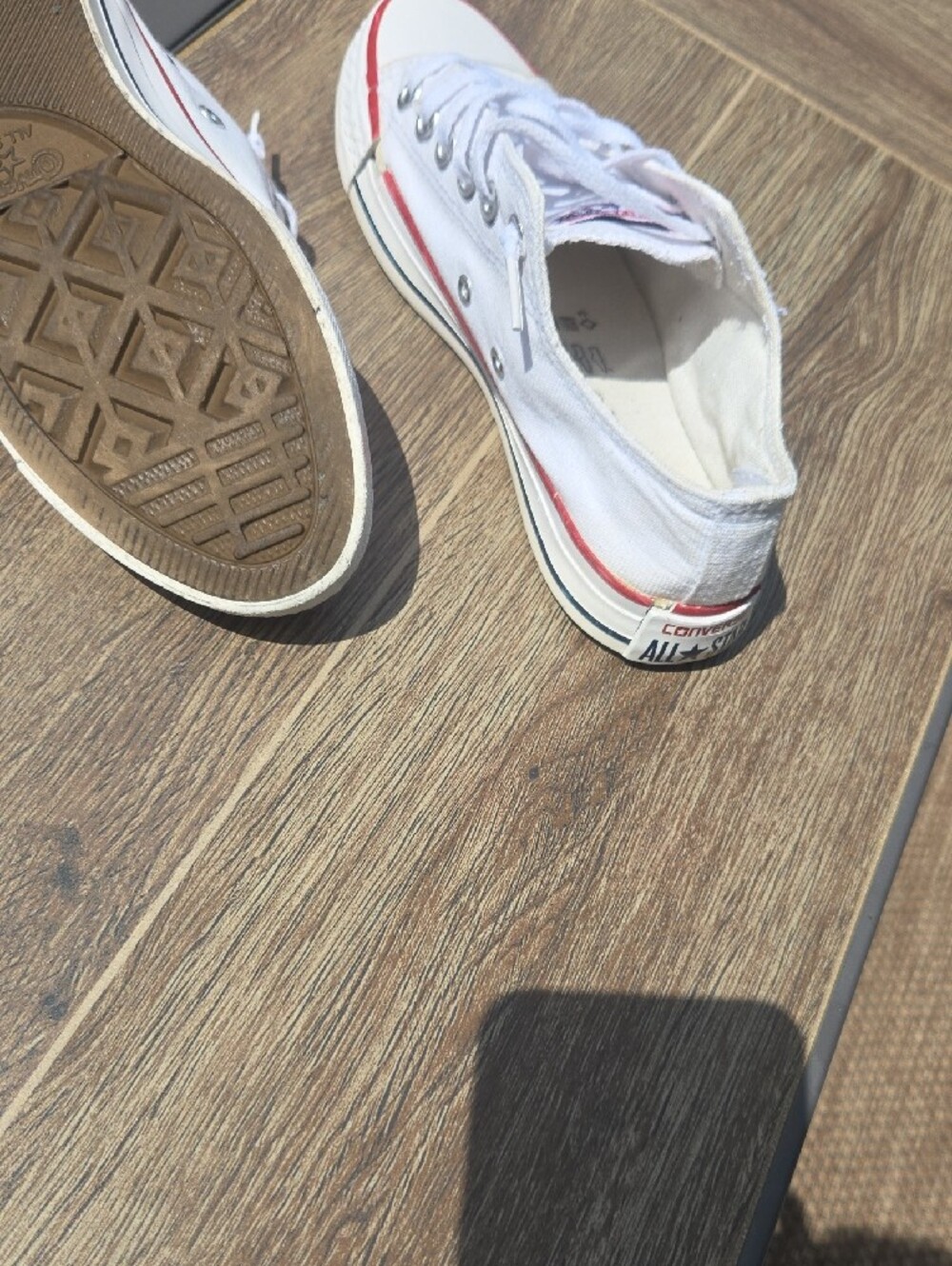 Converse White Low-Top Sneakers with Red Stripe - Women - Picture 4 of 4